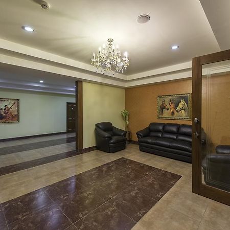 Treebo Crystal Castle Hotel Bangalore Exterior photo