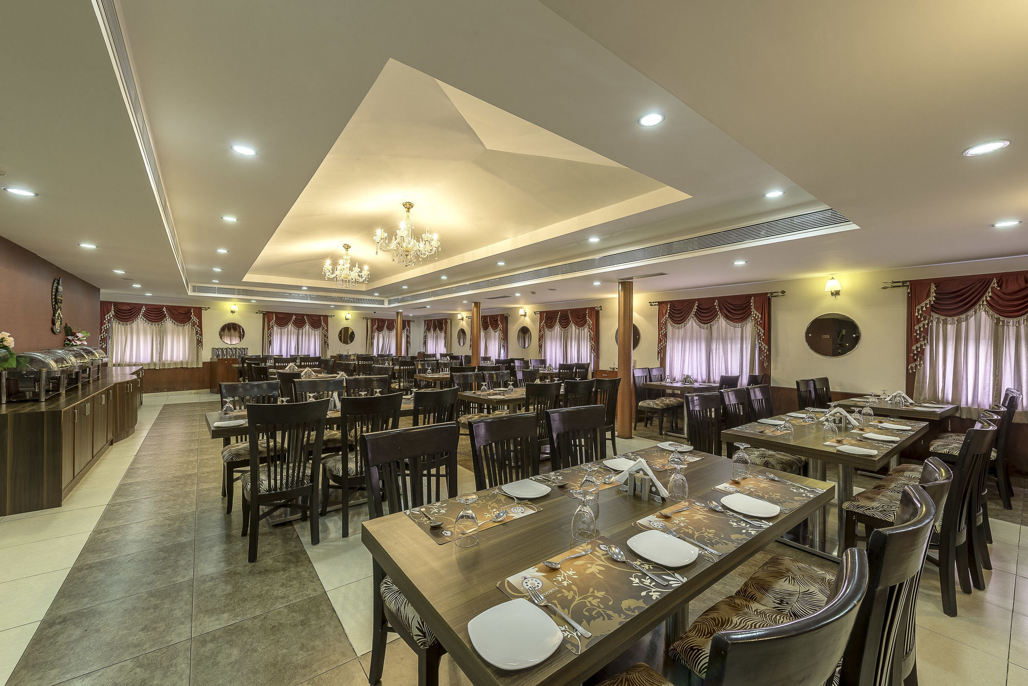 Treebo Crystal Castle Hotel Bangalore Exterior photo
